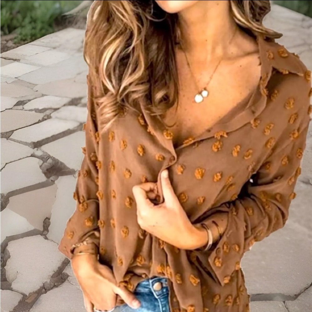 Sexy Coffee/Brown Collared Button Down W/Puffy Circle Designs Button Cuff Shirt - Picture 4 of 5